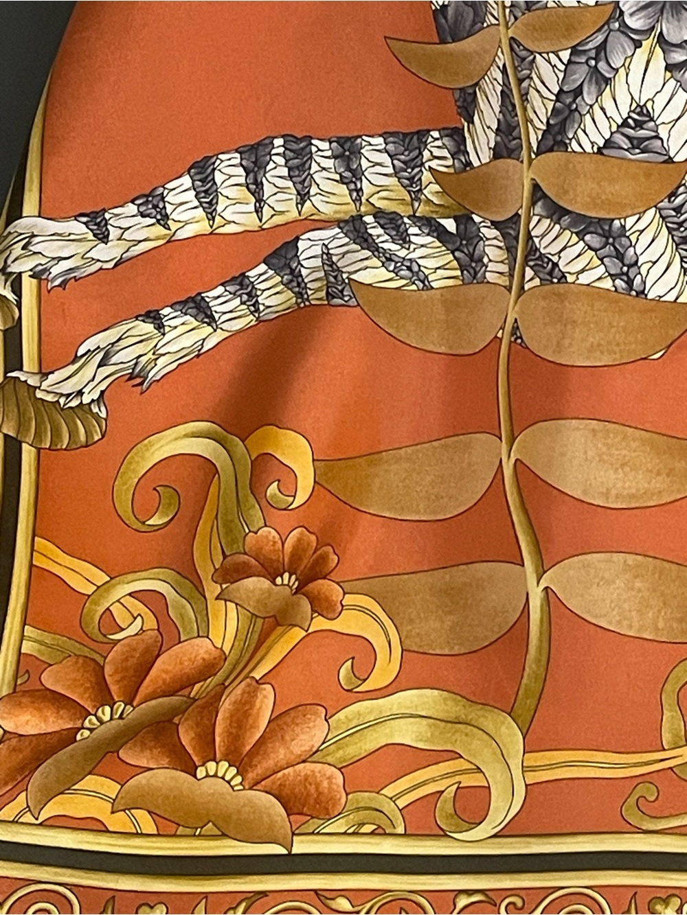 Gorg Salvatore Ferragamo Silk Scarf Zebra with Floral Stripes 34 In Exc Cond - Picture 9 of 10